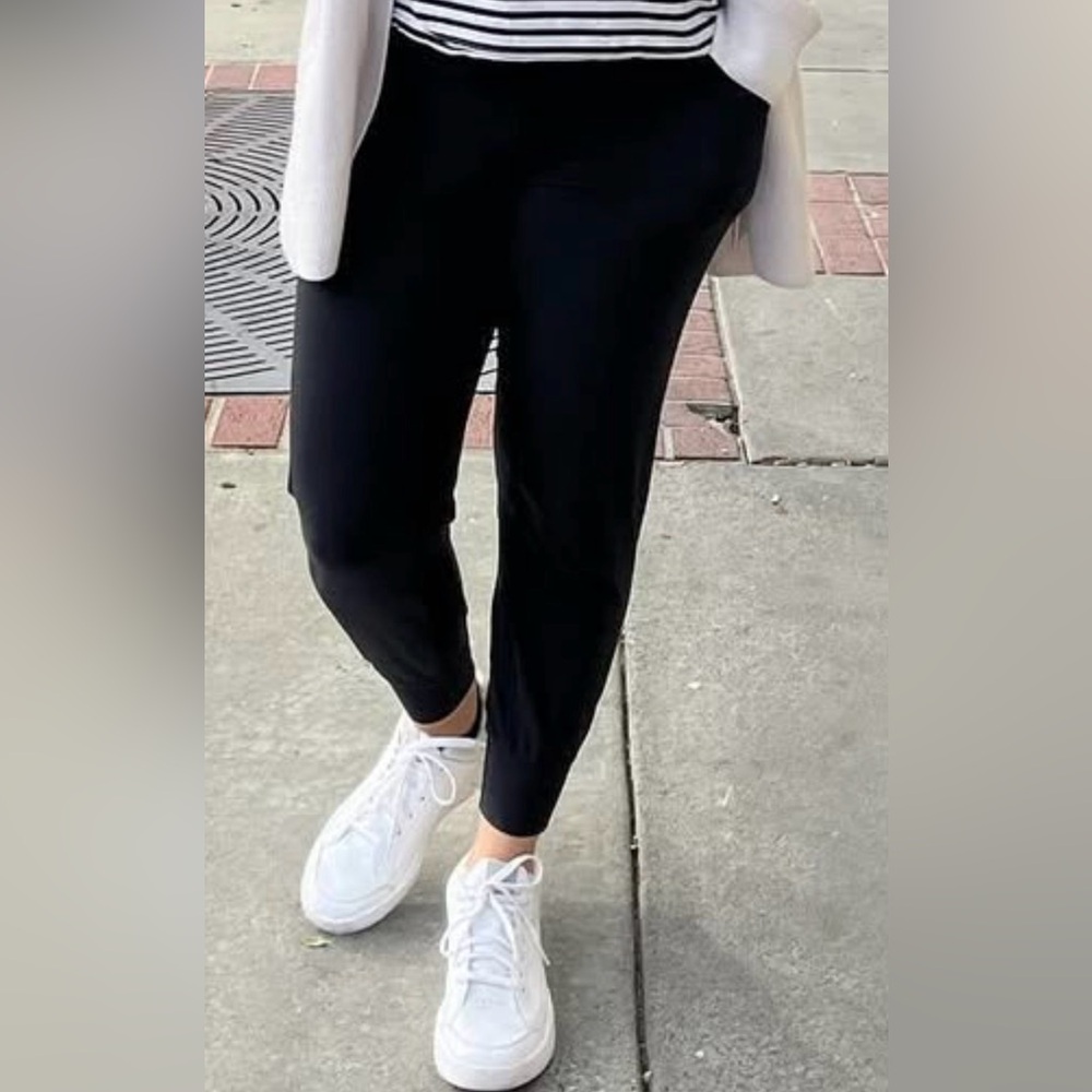 Lululemon High Rise Jogger Pants